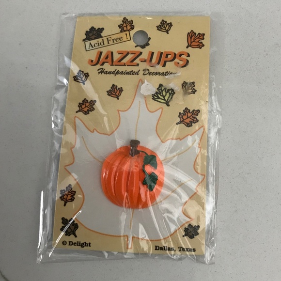 Hand Painted Jazz Up Craft Embellishments Turkey Pumpkin Maple Leaf 3 Pieces - Picture 6 of 6